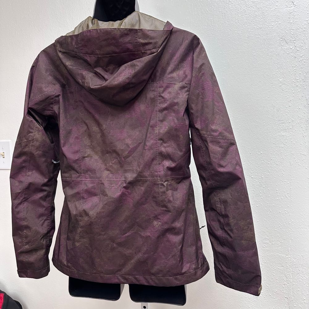 Columbia Woman Waterproof Lightweight Hoody Burgundy Omni Tech Jacket Size Small - Picture 10 of 15